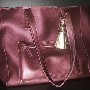 Maroon shoulder bag